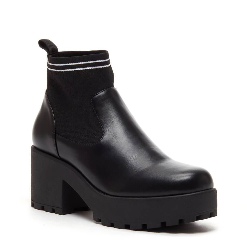 Rocket Dog Crosbie Platform Bootie Size 8 1/2